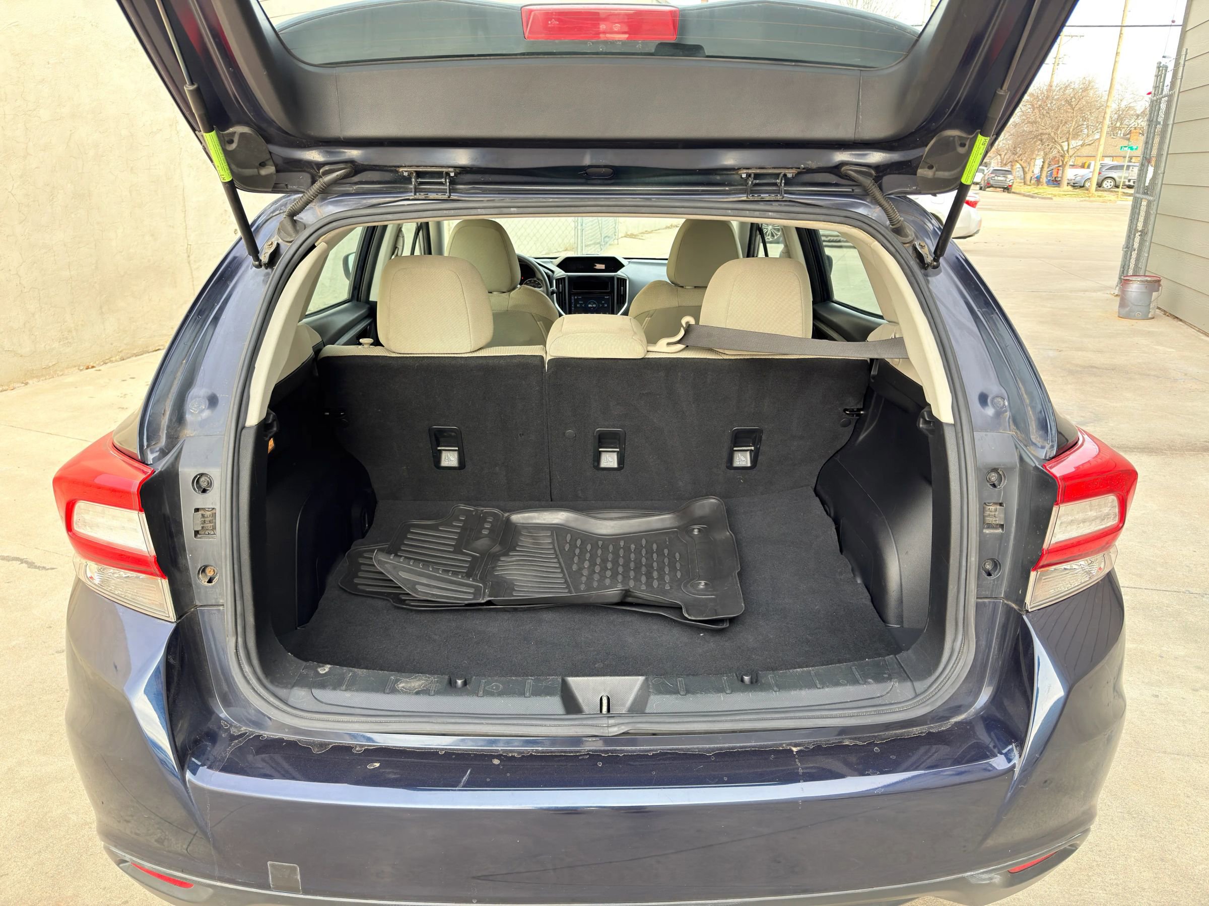 Used 2019 Subaru Impreza 2.0i image 6