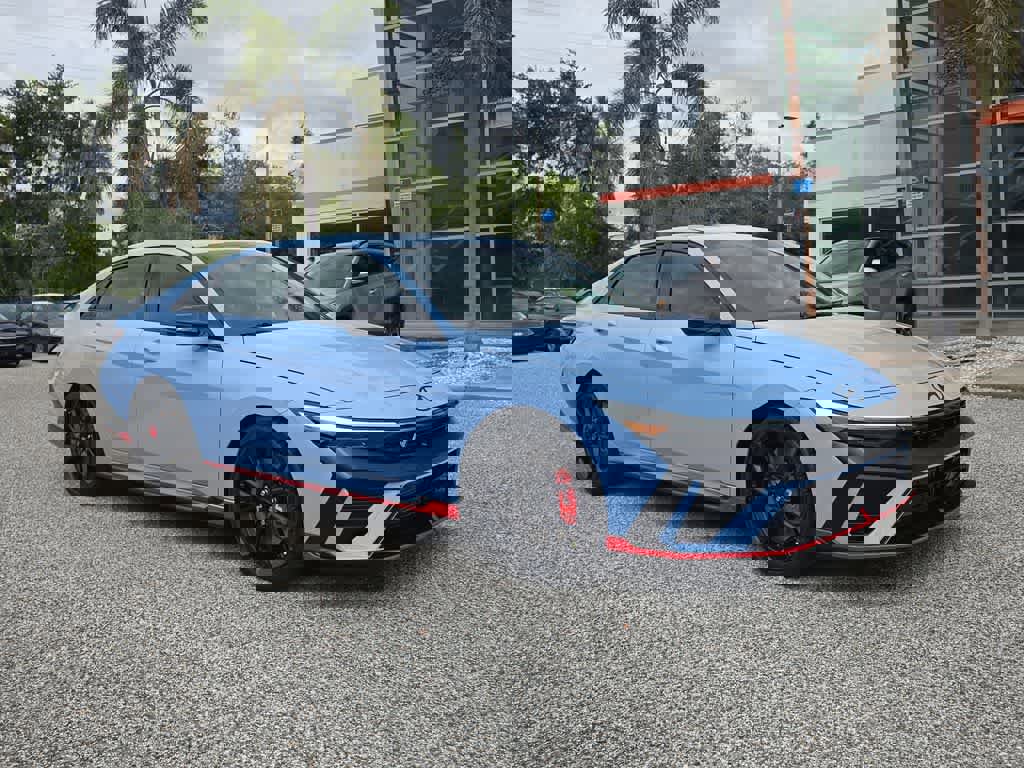 New 2026 Hyundai Elantra N FWD image 9