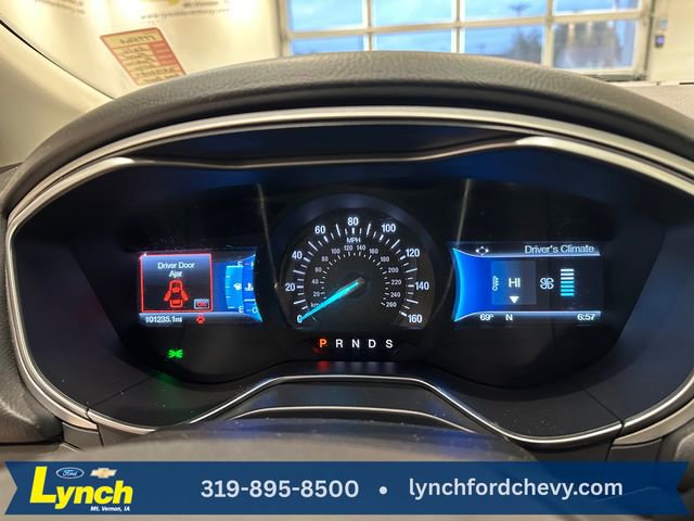 Used 2016 Ford Fusion SE FWD image 25