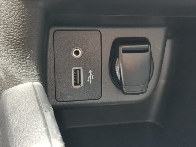 Used 2020 Nissan Versa S FWD image 24