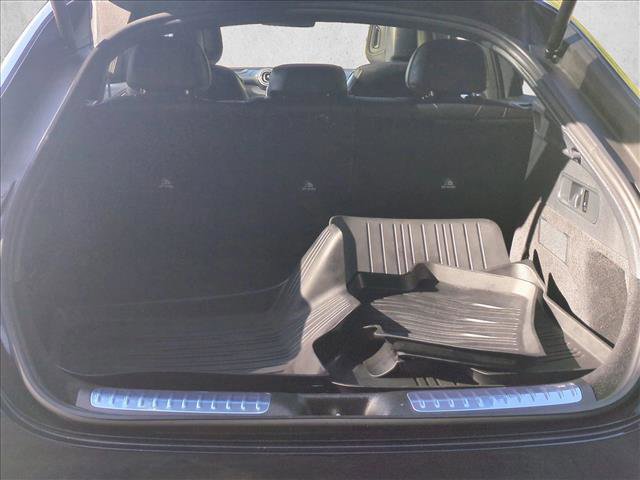 Used 2025 Mercedes-Benz GLC 300 4MATIC image 6