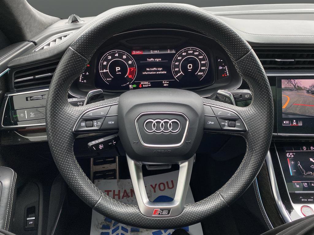 Used 2022 Audi RS Q8 w/ Carbon Optic Package image 21