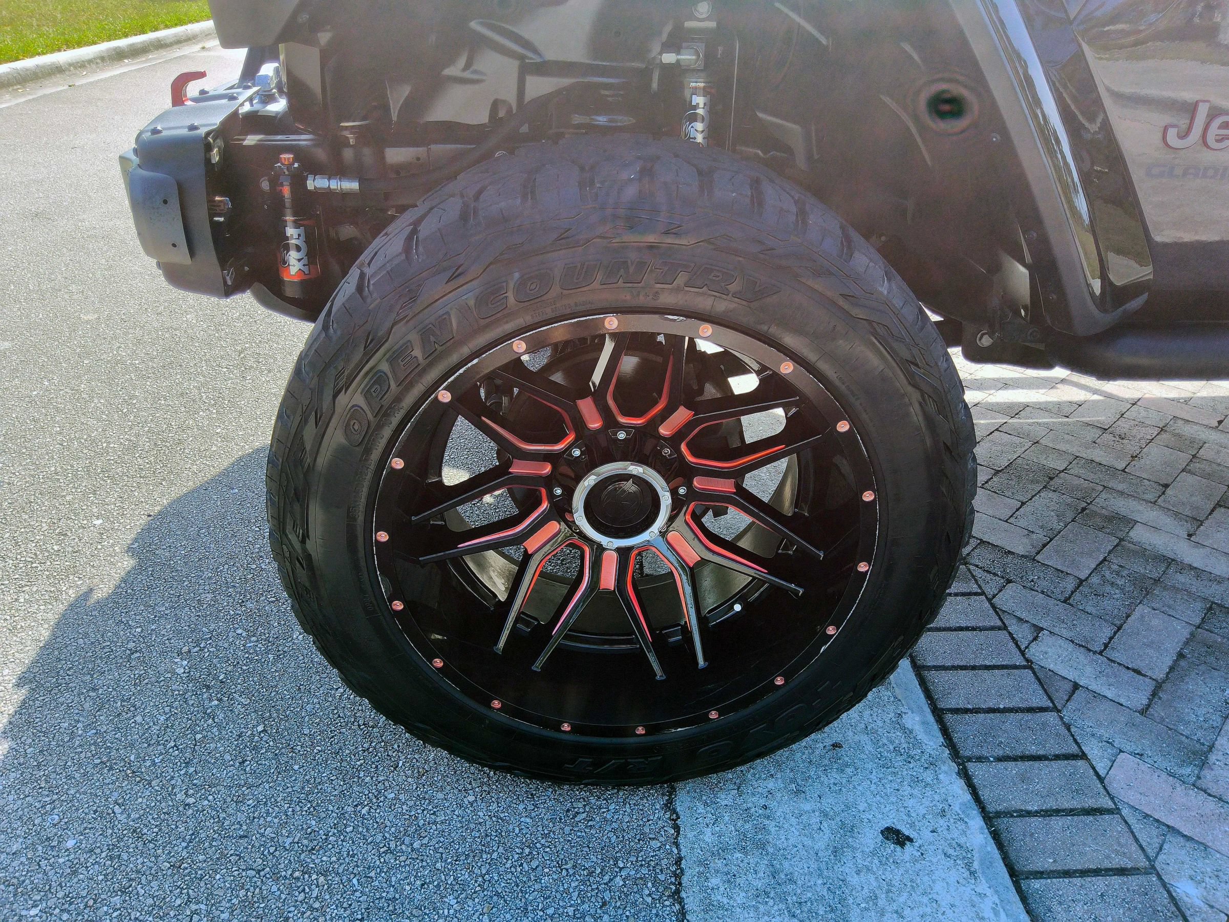 Used 2020 Jeep Gladiator Rubicon AWD/4WD image 43