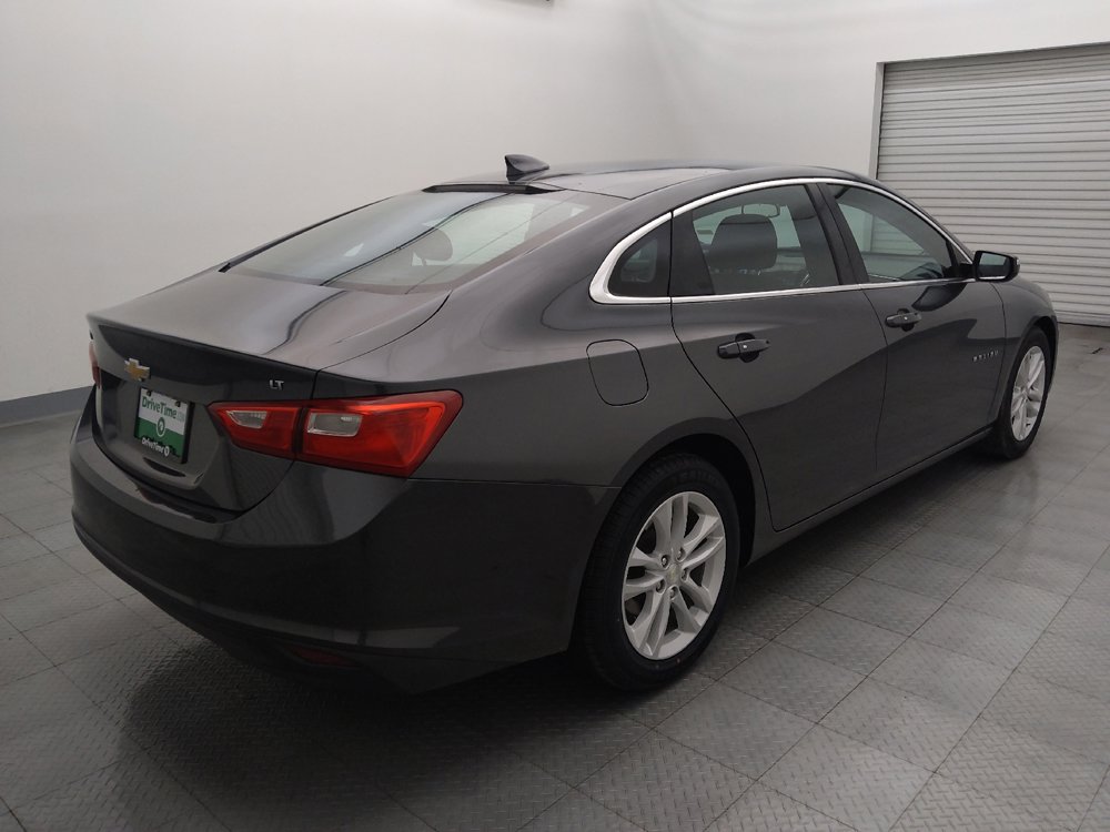 Used 2016 Chevrolet Malibu LT image 9