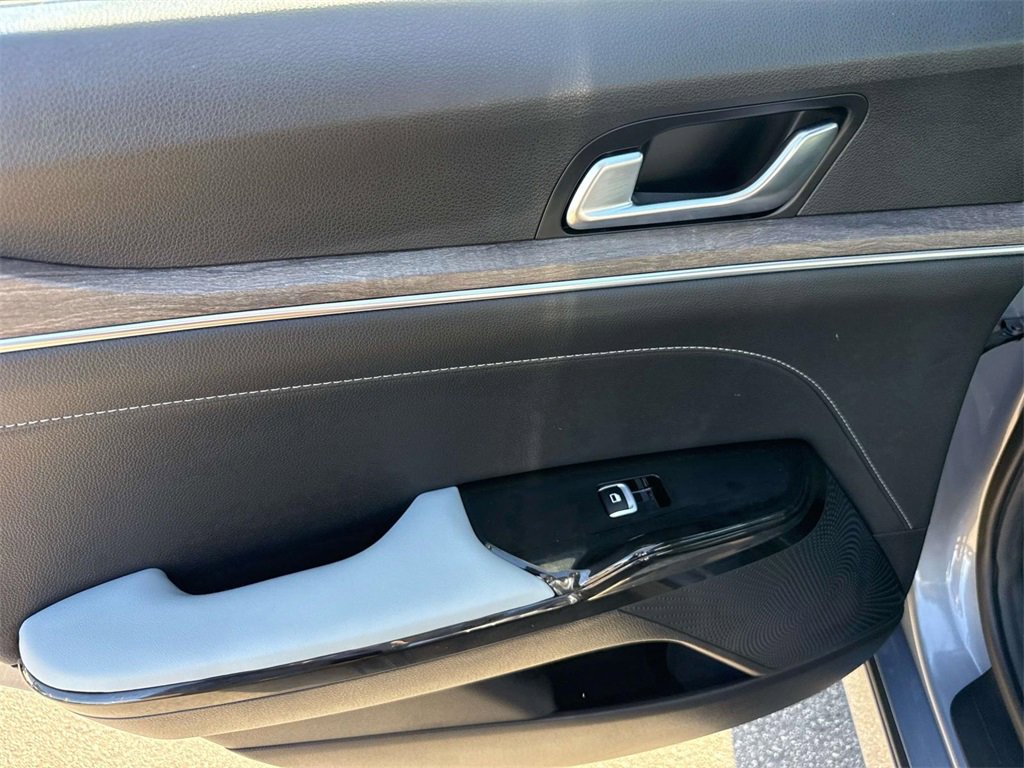 Used 2023 Kia K5 EX image 7