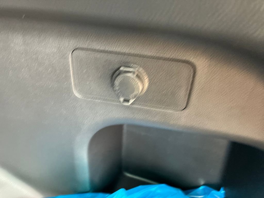 New 2025 Toyota RAV4 XLE image 40