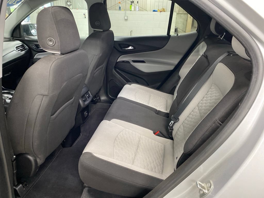 Used 2019 Chevrolet Equinox LS w/ LS Convenience Package AWD/4WD image 25