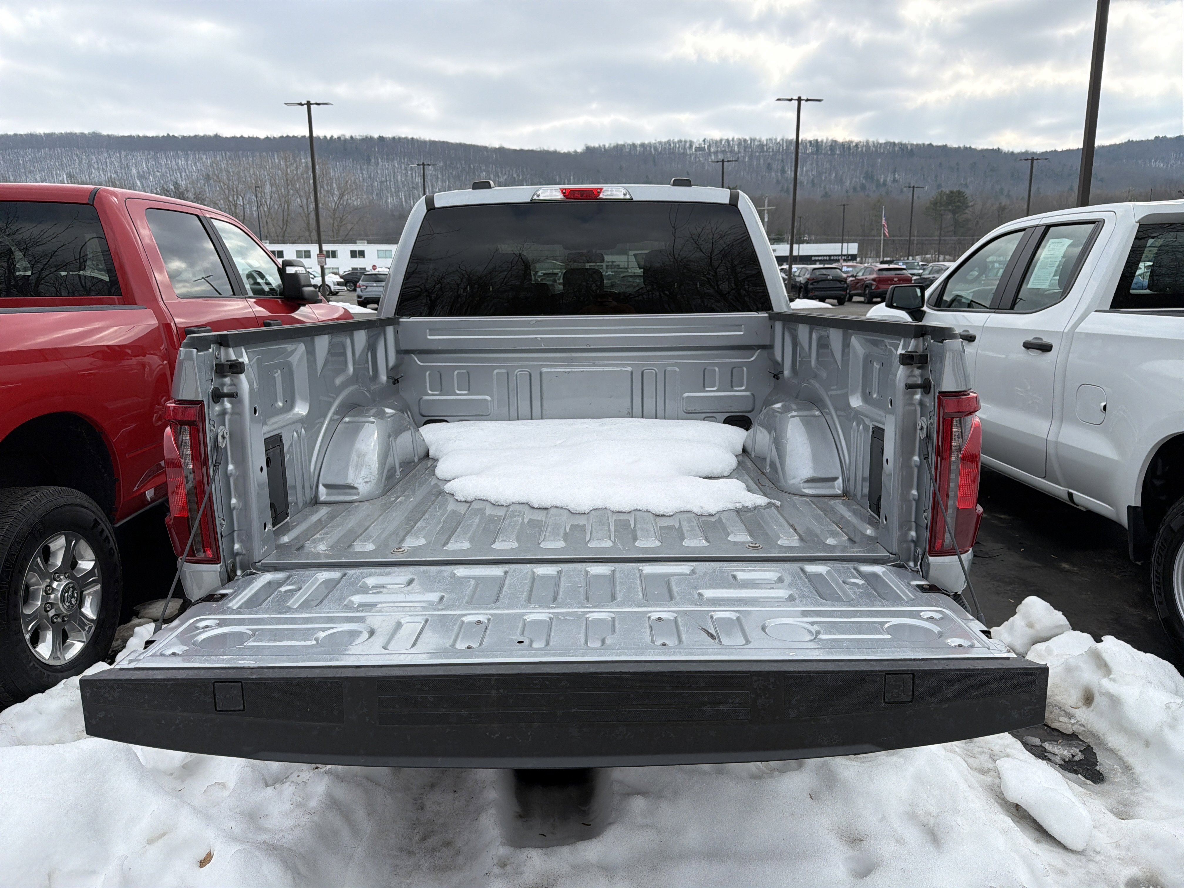 Used 2024 Ford F150 XLT image 7