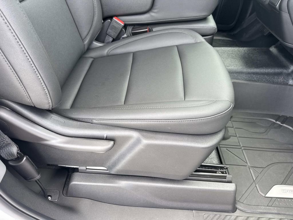 New 2026 Chevrolet Silverado 1500 W/T w/ WT Value Package RWD image 10