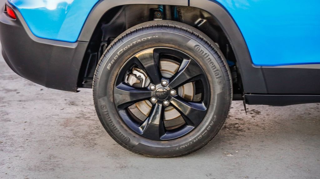 Certified 2021 Jeep Cherokee Latitude Plus image 11