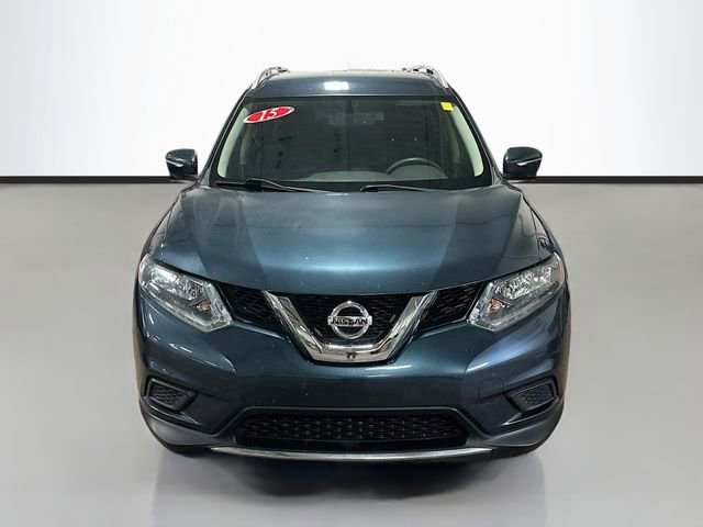 Used 2015 Nissan Rogue SV w/ SV Premium Package image 4