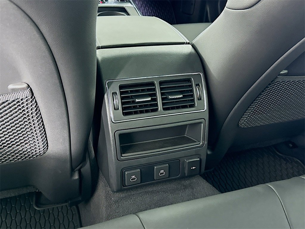 New 2024 Jaguar XF R-Dynamic SE image 27