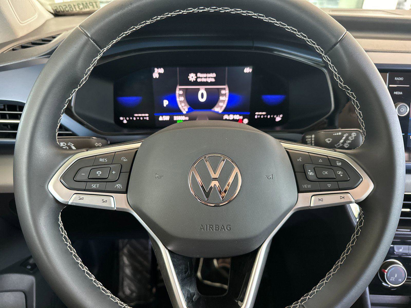 Used 2023 Volkswagen Taos SE FWD image 22