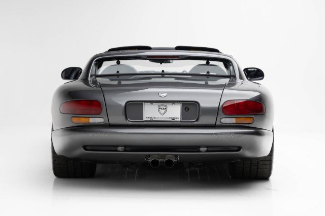 Used 2002 Dodge Viper RT/10 image 7