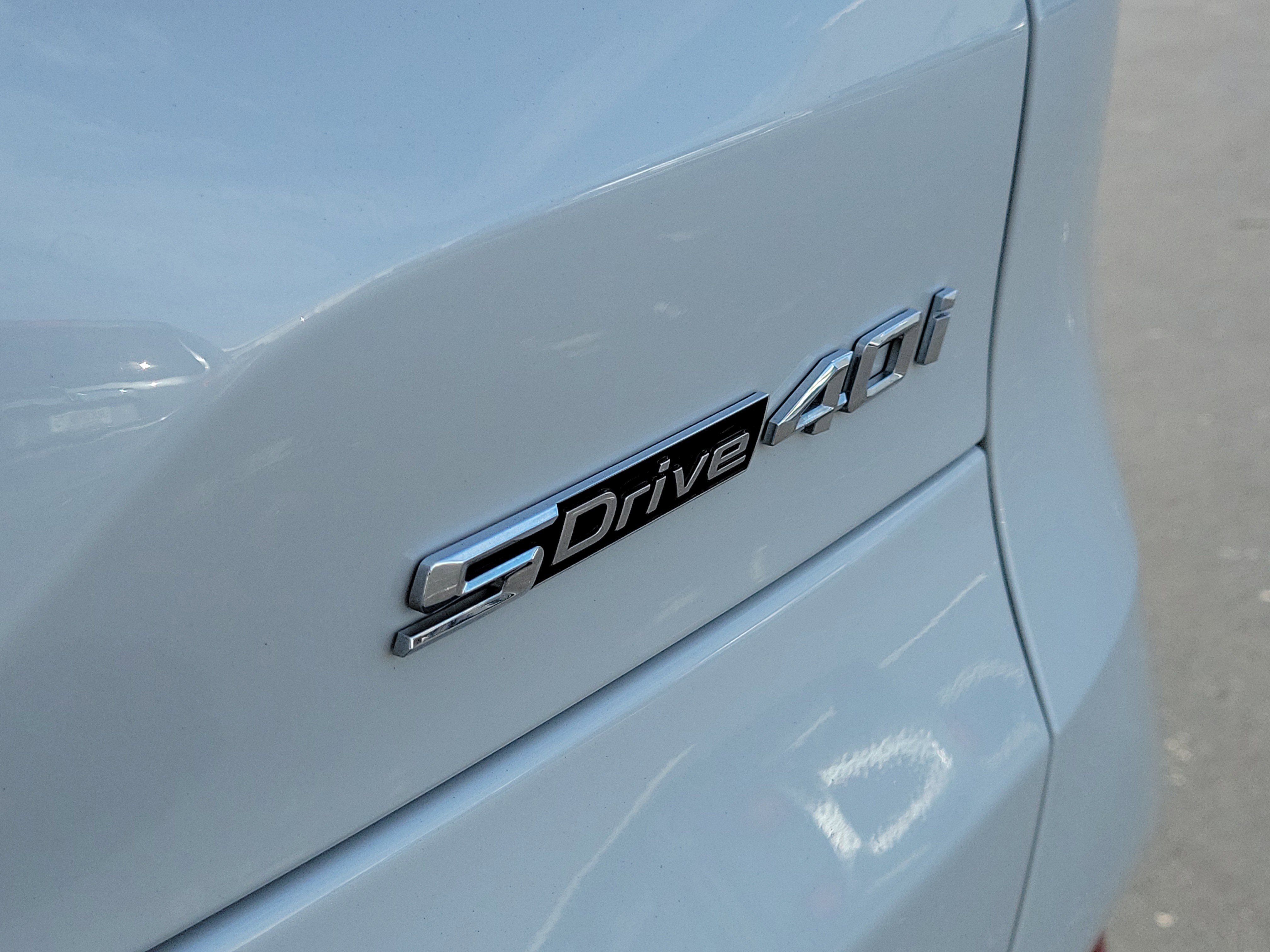 Used 2024 BMW X5 sDrive40i w/ Premium Package image 6