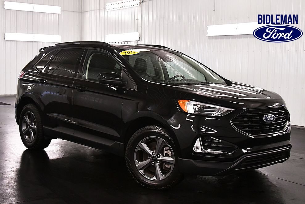 Used 2023 Ford Edge SEL w/ Sport Appearance Package