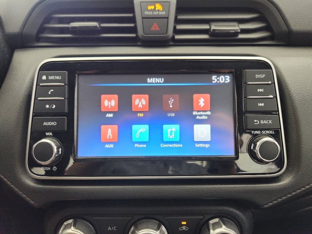 Used 2023 Nissan Versa S w/ Trunk Package image 15