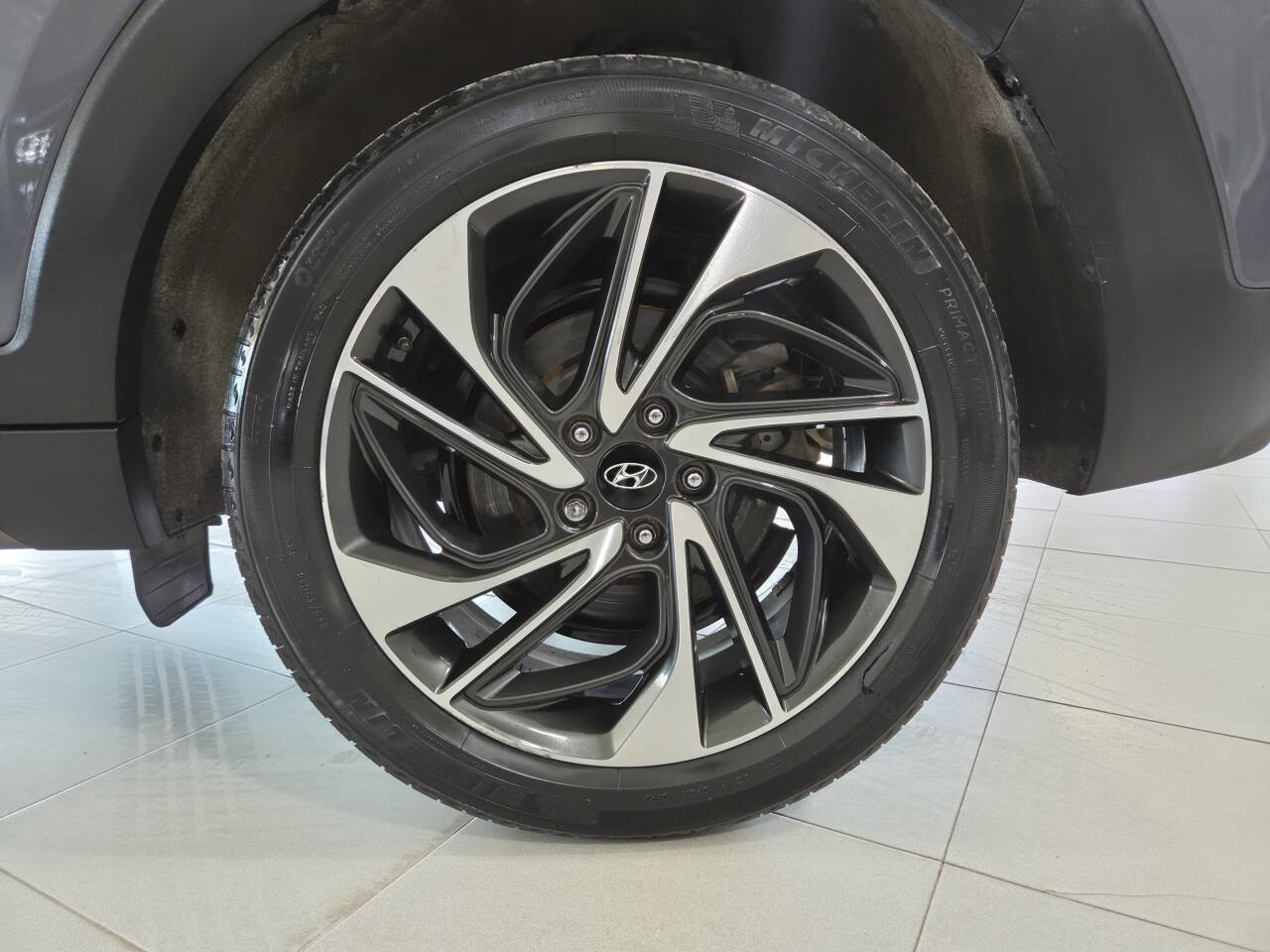 Used 2021 Hyundai Tucson Sport w/ Cargo Package AWD/4WD image 11