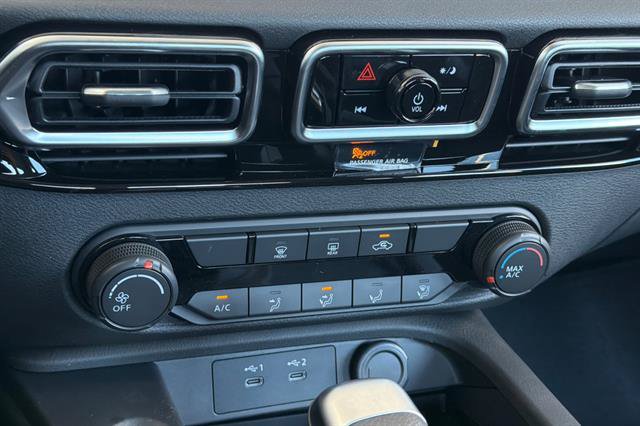 New 2027 Nissan Sentra S w/ Floor Mat Package FWD image 21