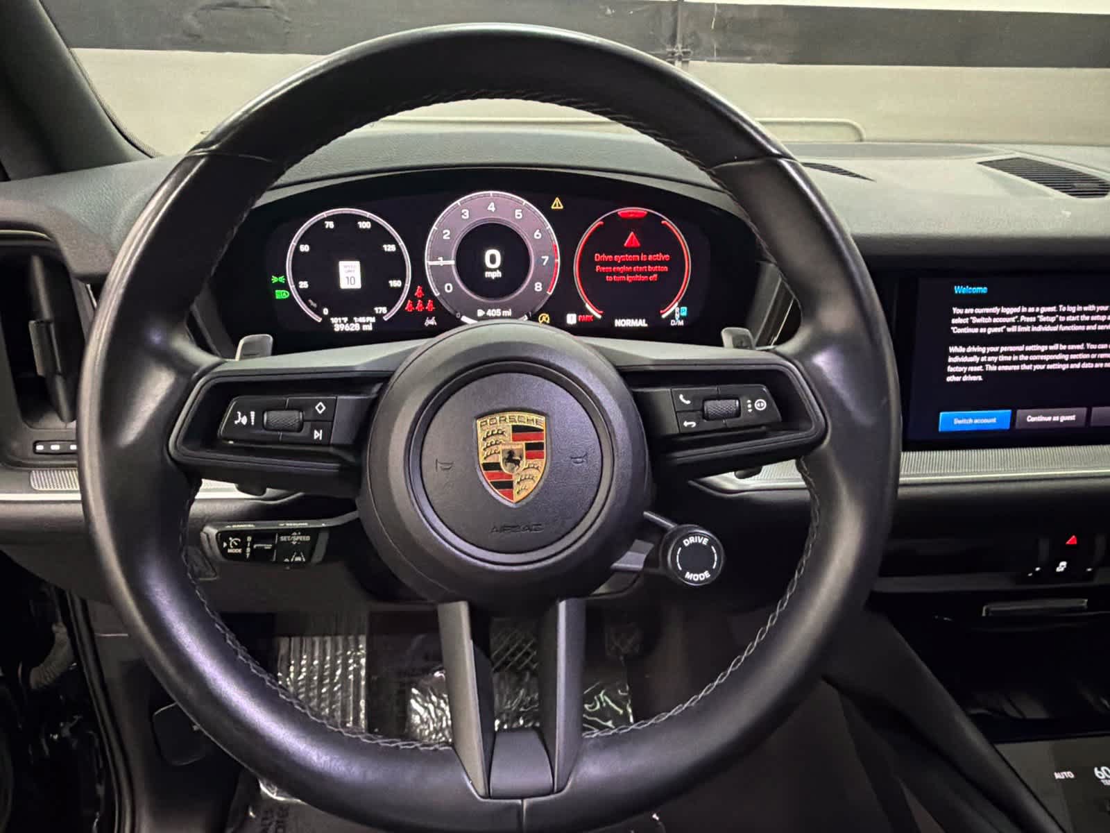Used 2024 Porsche Cayenne AWD/4WD image 30