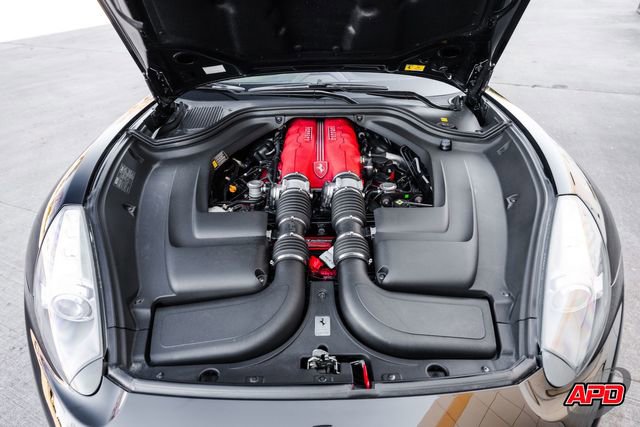 Used 2014 Ferrari California image 28