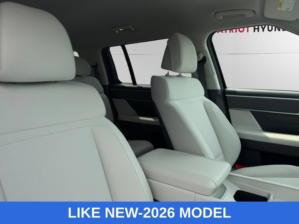 Used 2026 Hyundai Santa Fe SE FWD image 13