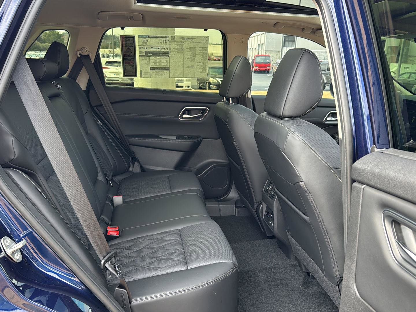 New 2026 Nissan Rogue Platinum w/ Platinum Premium Package image 11