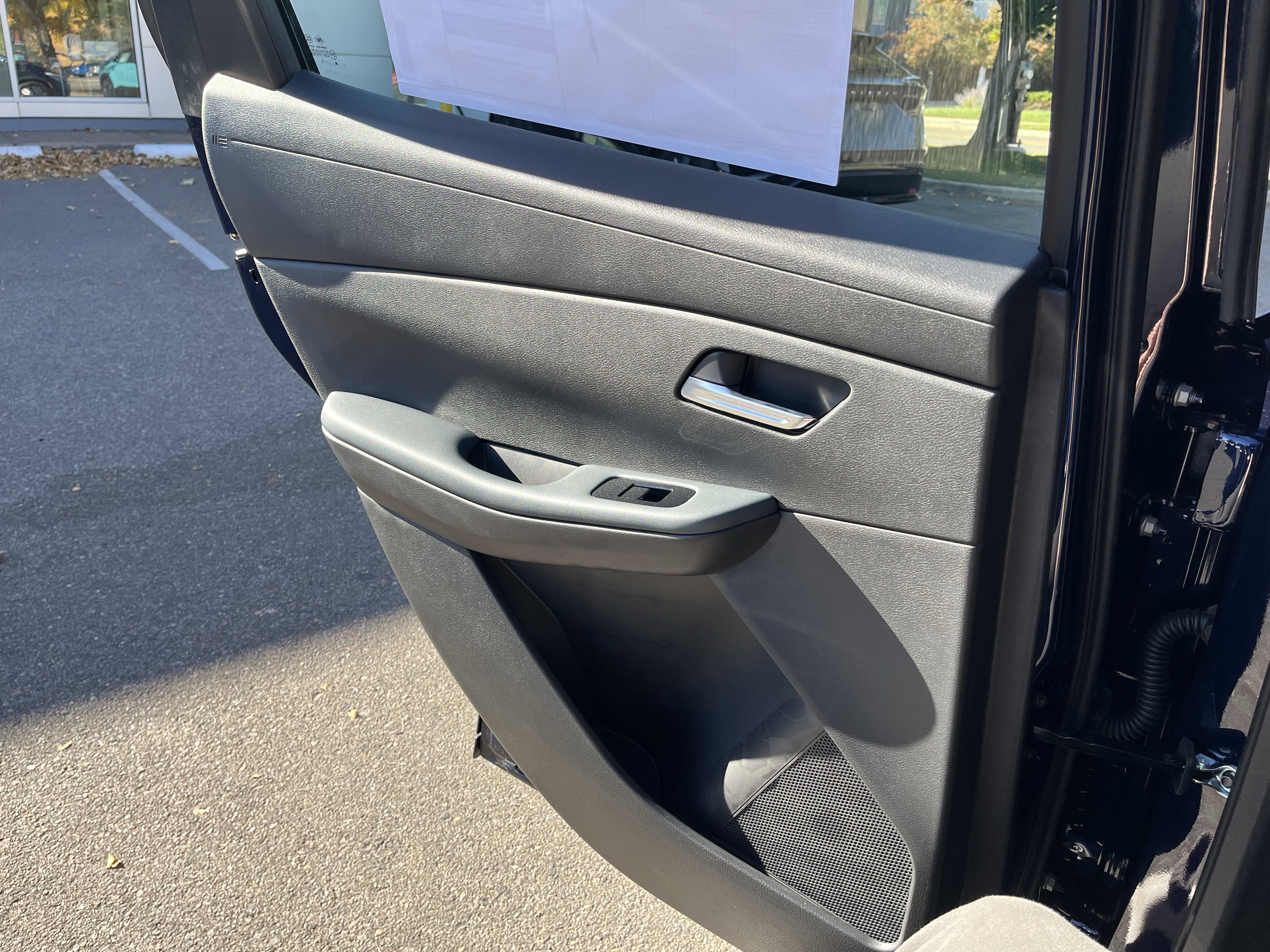 New 2026 Nissan Leaf SV+ image 25