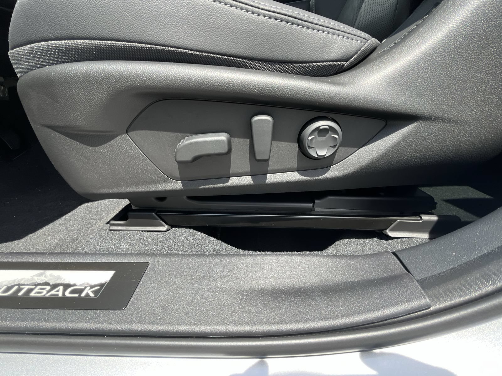 New 2026 Subaru Outback Touring XT AWD/4WD image 16