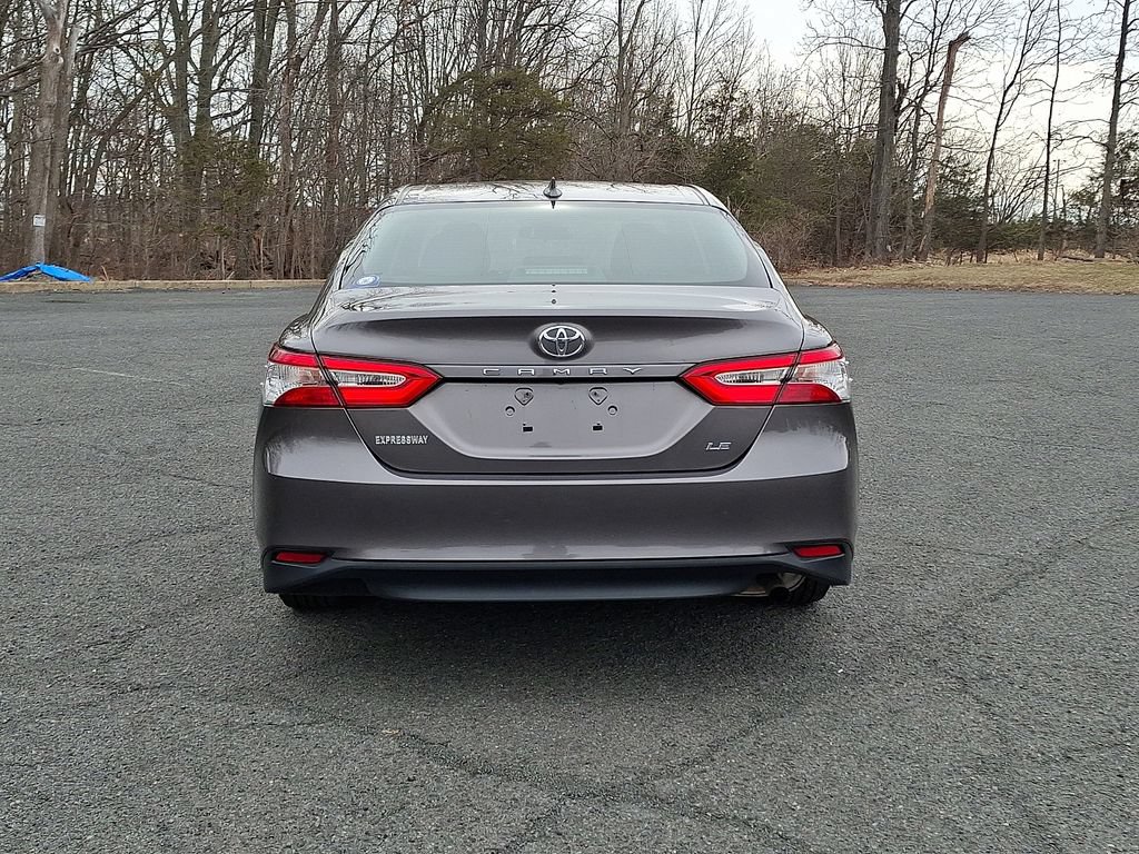 Used 2020 Toyota Camry LE FWD image 8