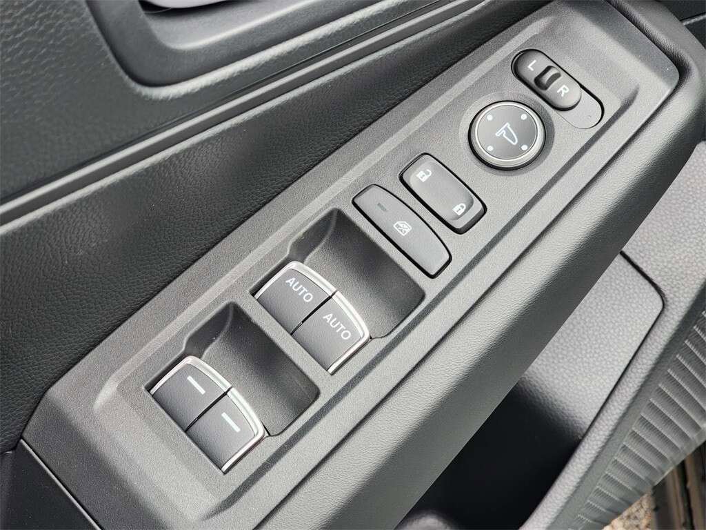 Used 2023 Honda Accord LX image 19