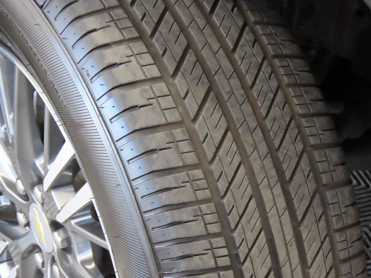 Used 2024 Chevrolet Traverse LT FWD image 8