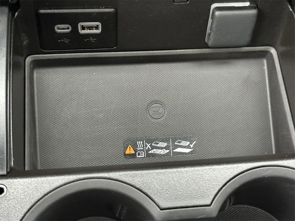 Used 2024 GMC Yukon XL Denali w/ Denali Reserve Package image 64