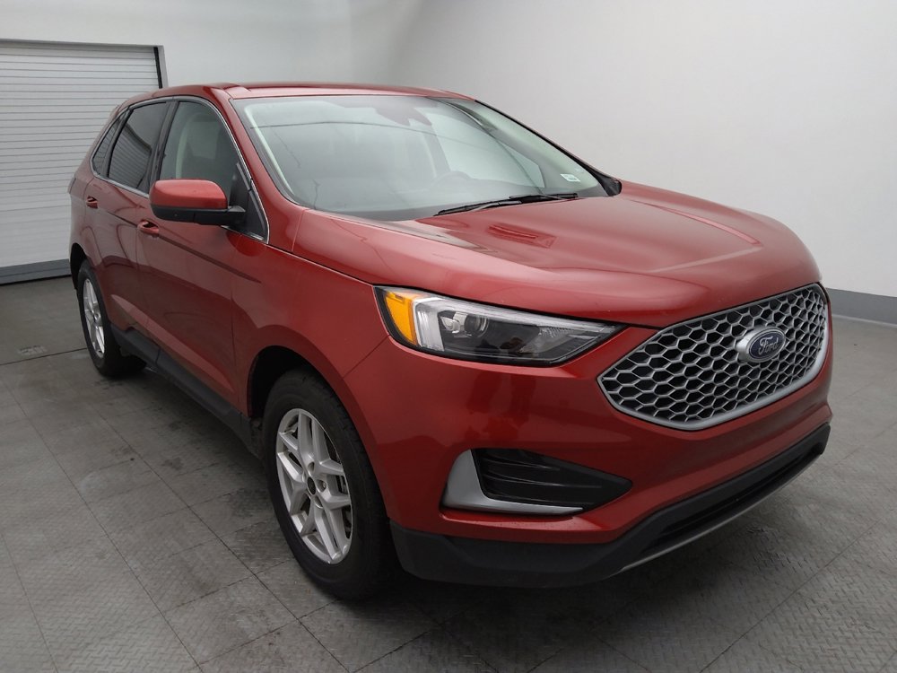 Used 2023 Ford Edge SEL image 13