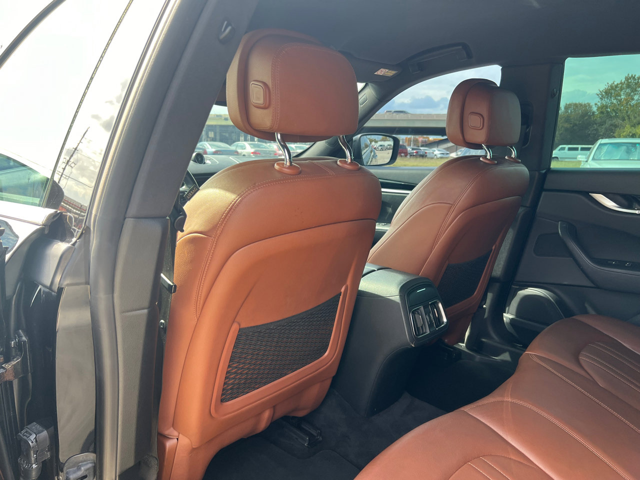 Used 2018 Maserati Levante image 81