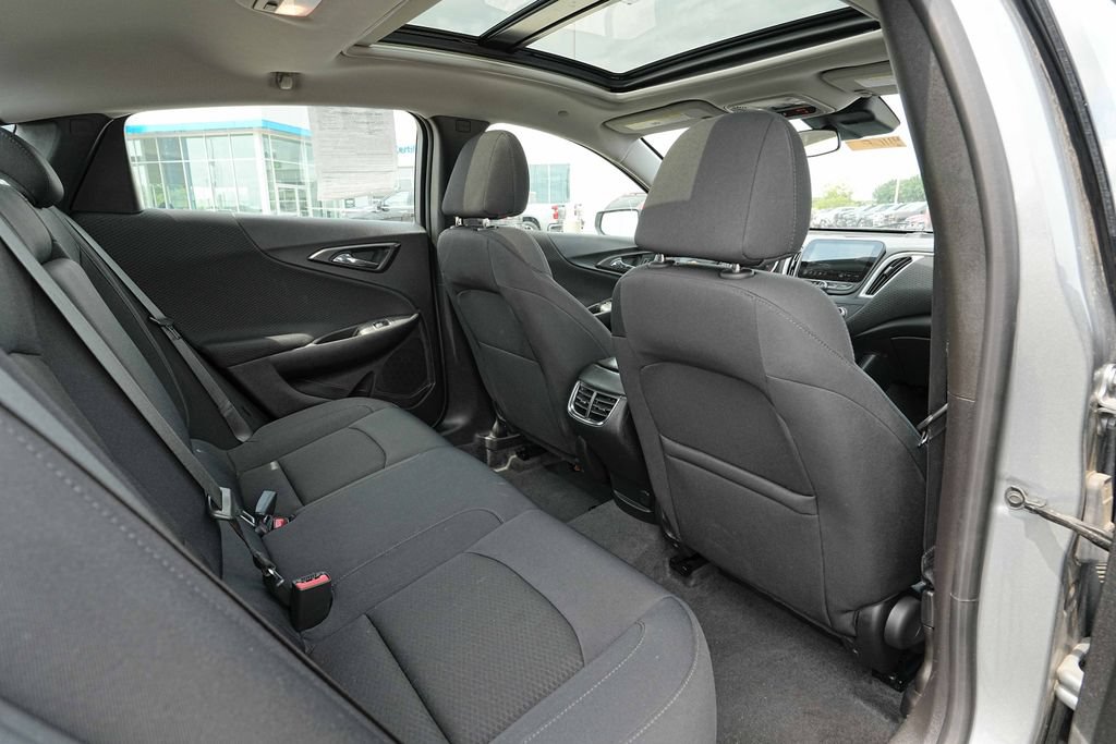 Used 2024 Chevrolet Malibu LT FWD image 23