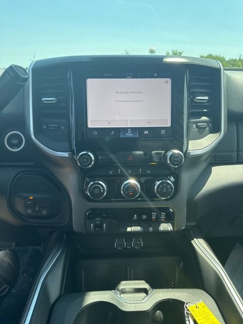 Used 2025 RAM 2500 Big Horn AWD/4WD image 7