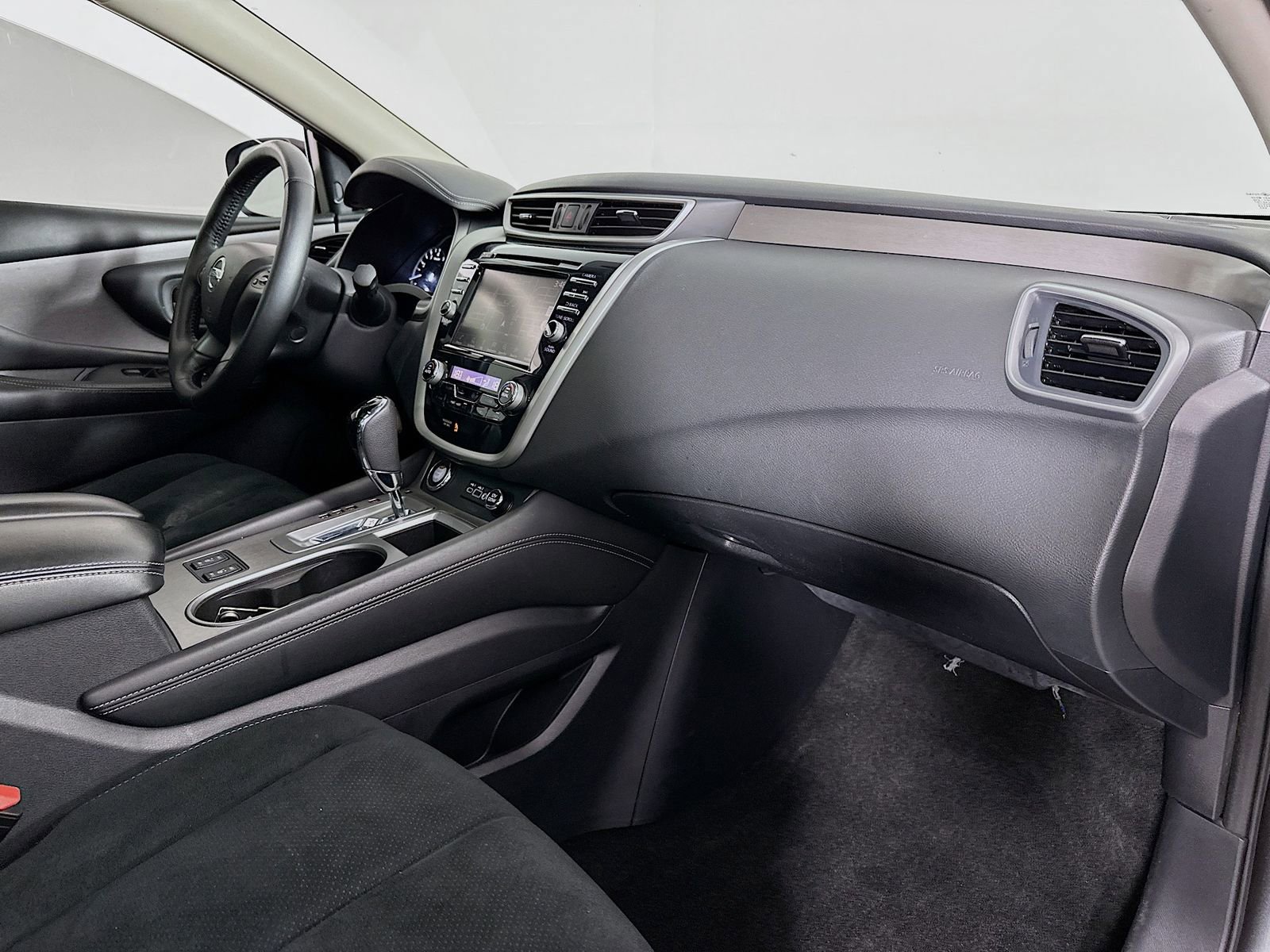 Used 2019 Nissan Murano SV image 30