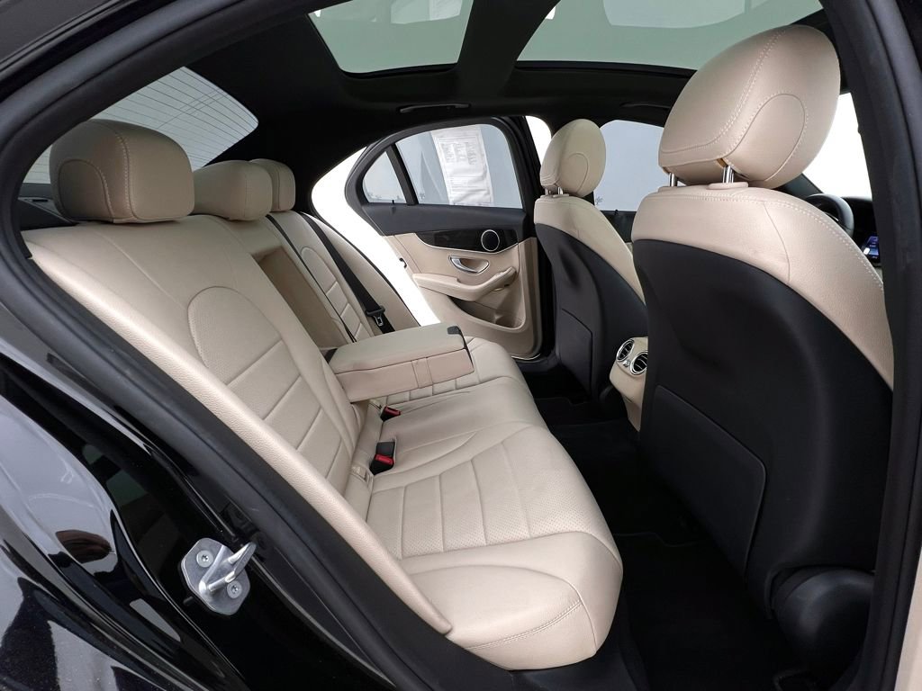 Used 2018 Mercedes-Benz C 300 4MATIC Sedan image 20