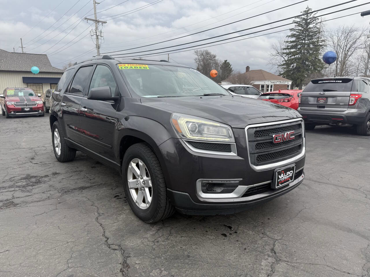 Used 2014 GMC Acadia SLE image 4