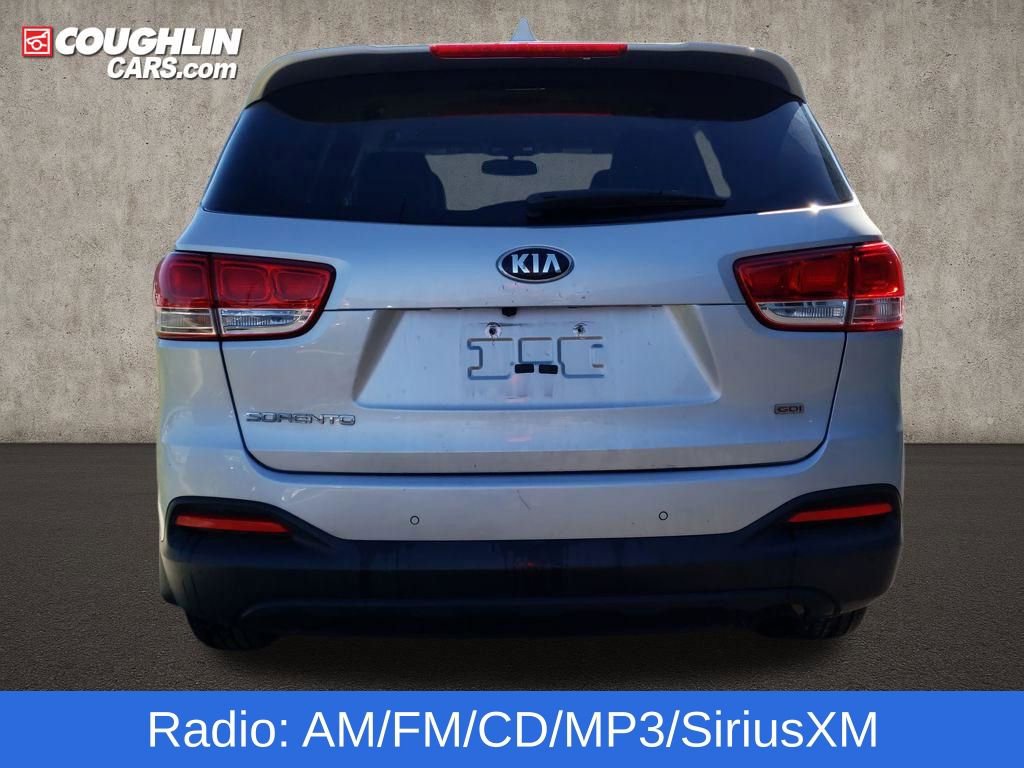 Used 2017 Kia Sorento AWD w/ LX Convenience Package image 7