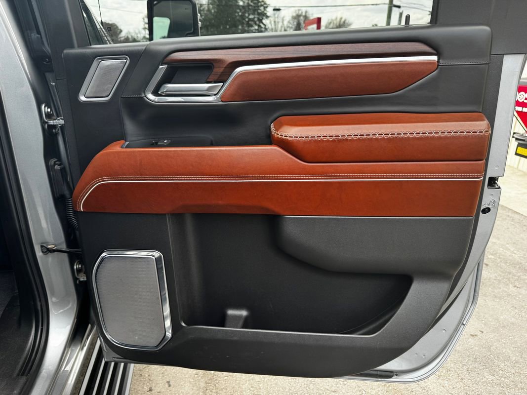 Used 2024 GMC Sierra 3500 Denali Ultimate AWD/4WD image 39