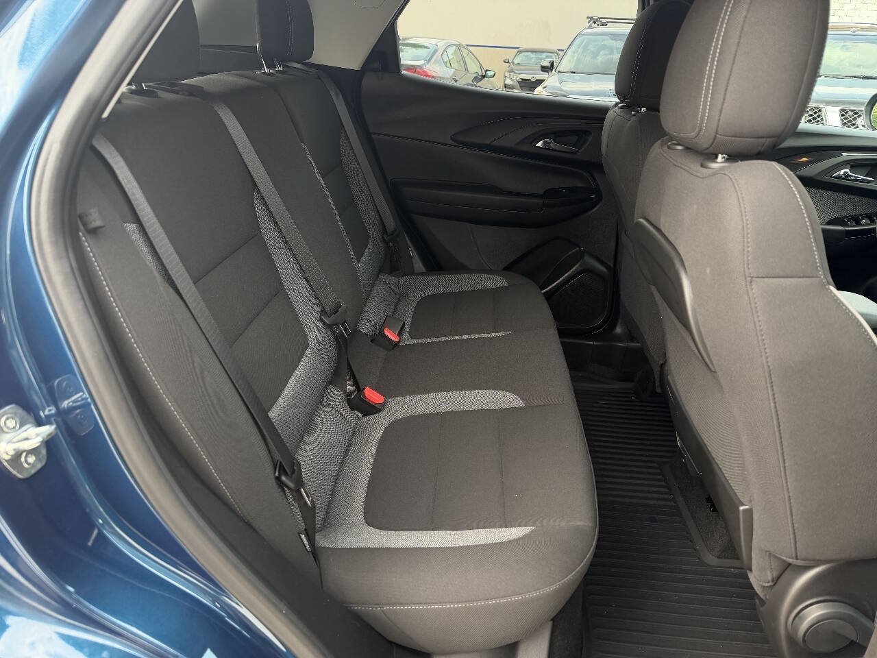 Used 2021 Chevrolet TrailBlazer LT w/ Convenience Package FWD image 11