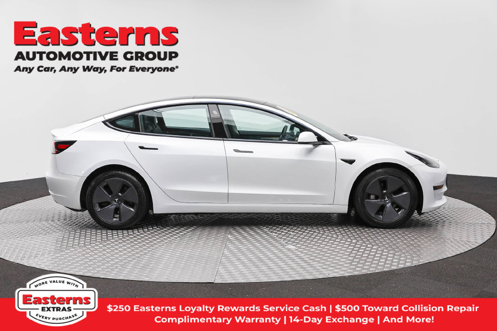 Used 2023 Tesla Model 3 Standard Range RWD image 5