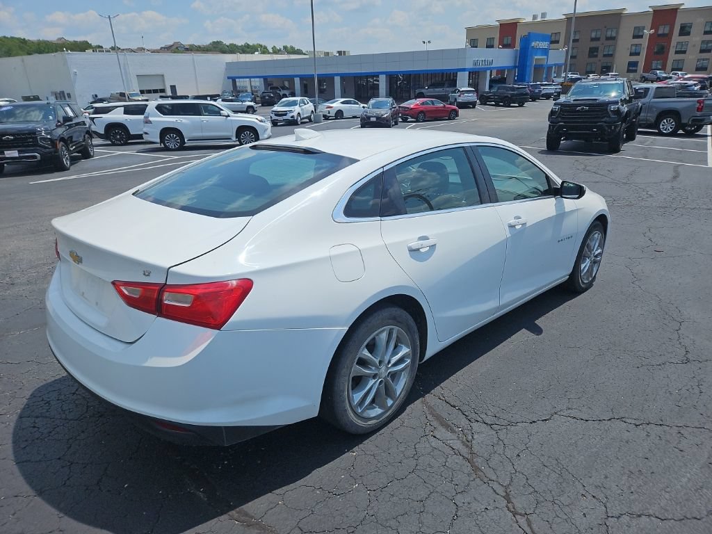 Used 2016 Chevrolet Malibu LT FWD image 7