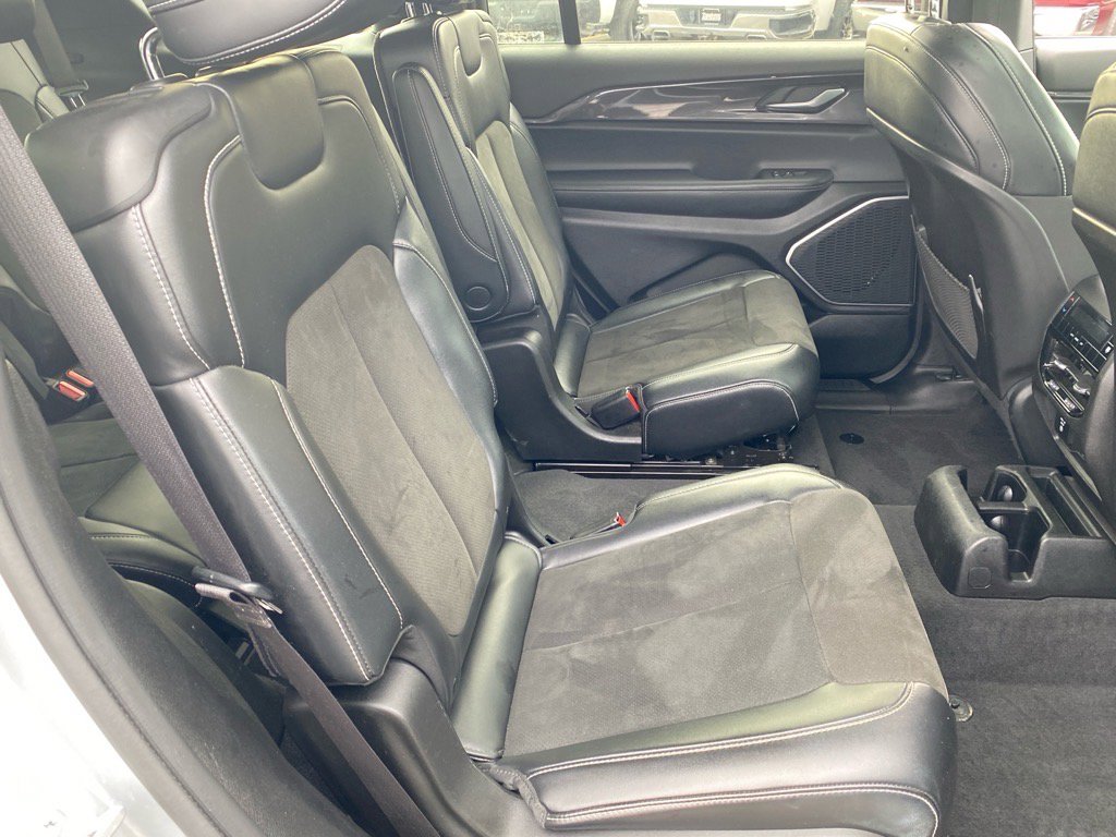 Used 2021 Jeep Grand Cherokee L Altitude image 25