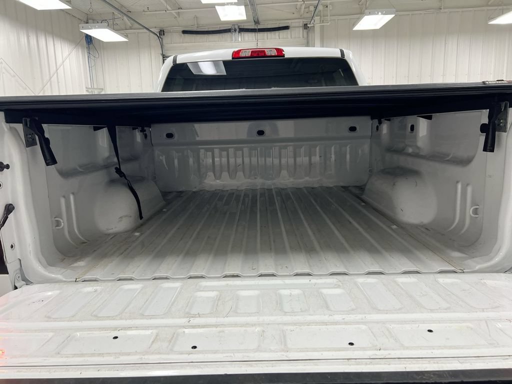 Used 2018 Chevrolet Silverado 1500 LT w/ All Star Edition AWD/4WD image 23