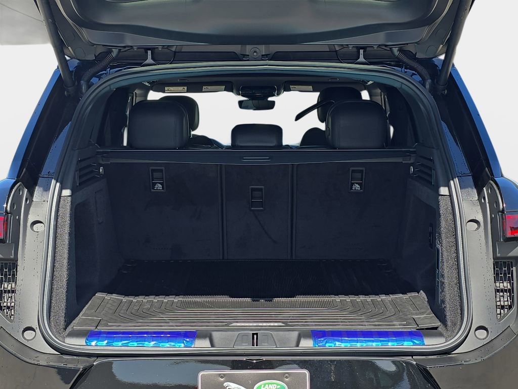 New 2026 Land Rover Range Rover Sport Dynamic SE AWD/4WD image 12