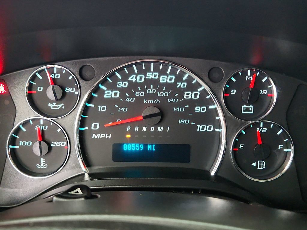 Used 2018 Chevrolet Express 2500 w/ Driver Convenience Package RWD image 13