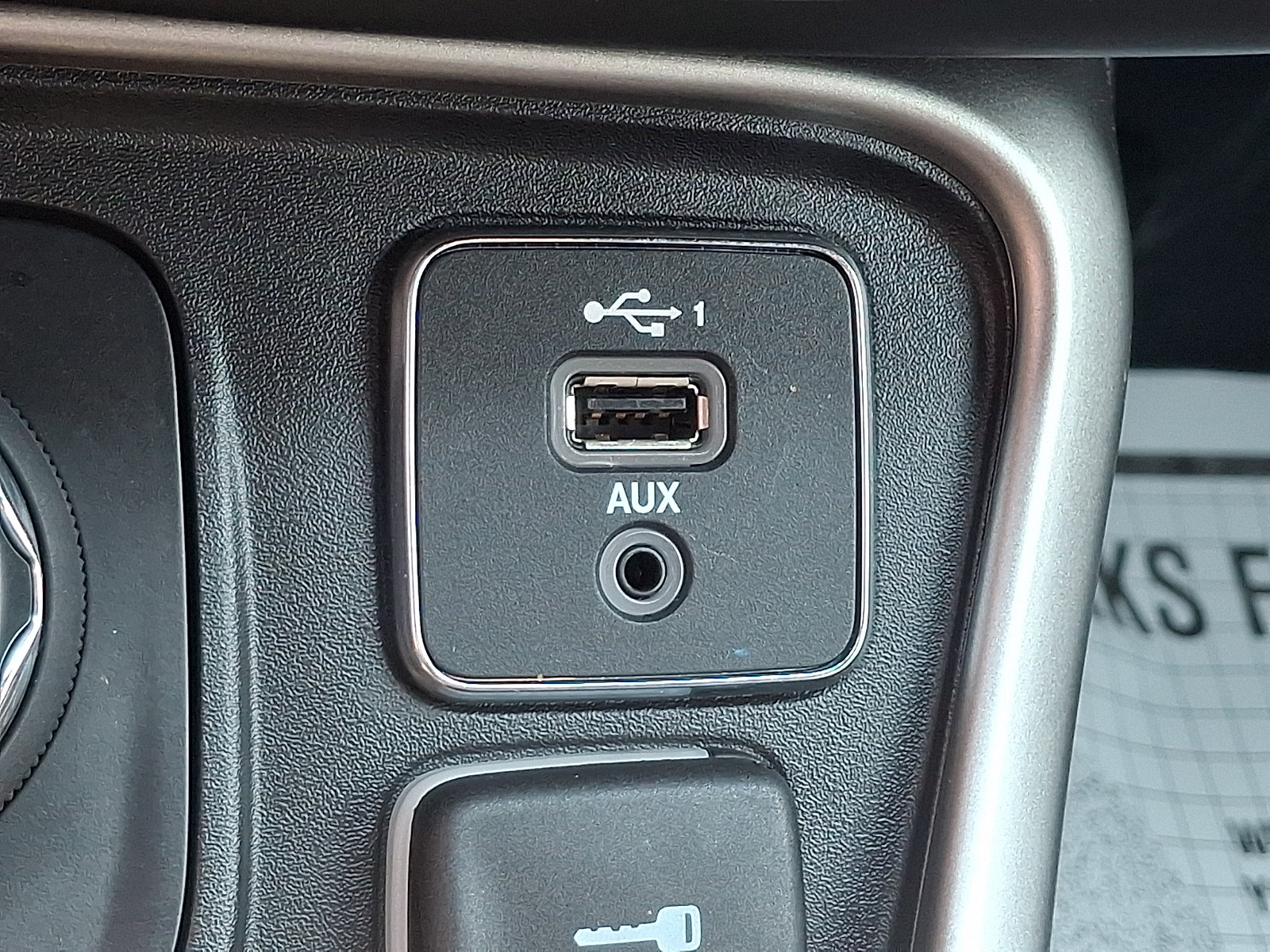 Used 2021 Jeep Compass Latitude AWD/4WD image 25
